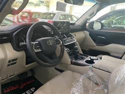 تۆیۆتا لاند کروزەر
